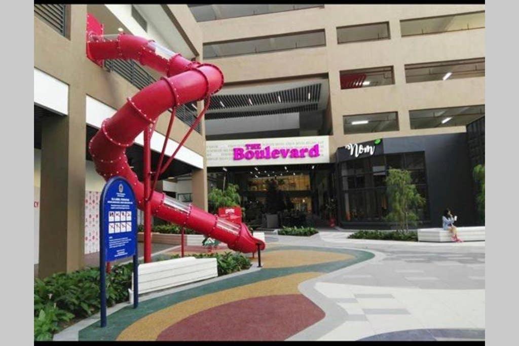 盛婷民宿a S&Thomez 2Bedrooms Mesamall Wifi Klia Usim Miu Inti Nu Nilai Exterior foto